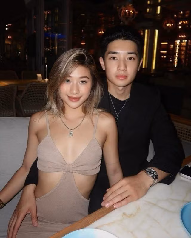 Dù từng có khoảng thời gian tan vỡ, tuy nhiên fan của cặp đôi vẫn luôn mong cả hai về lại bên nhau. Chính thế, ngay khi Louis Phạm đăng bài về việc "nối lại tình xưa", nhiều người đã nhanh chóng bình luận chúc mừng cặp đôi đã "về bên nhau sau bao giông bão".