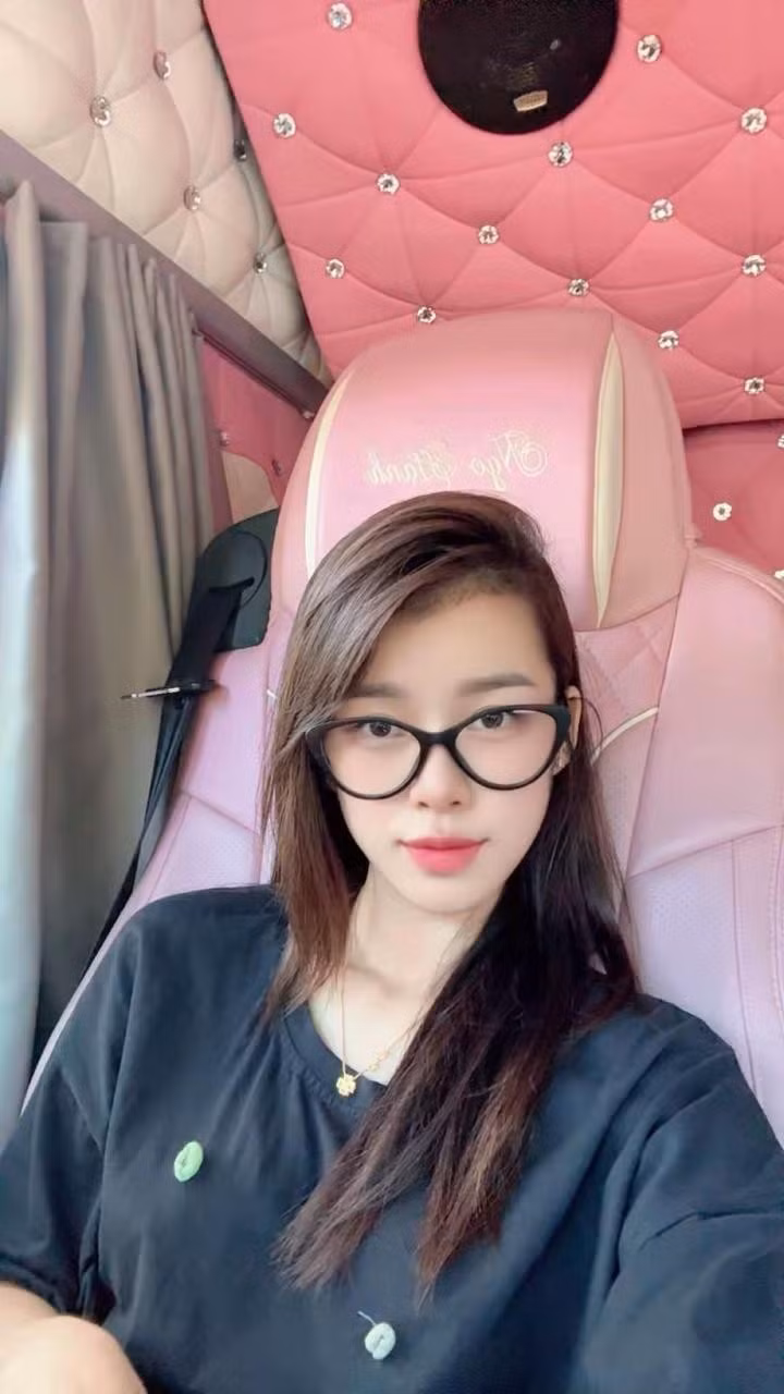 Trên trang cá nhân, Mỹ Hạnh thường xuyên cập nhật hình ảnh trên chặng đường của mình, nhận về nhiều lời động viên từ cộng đồng mạng. (Ảnh: FBNV)