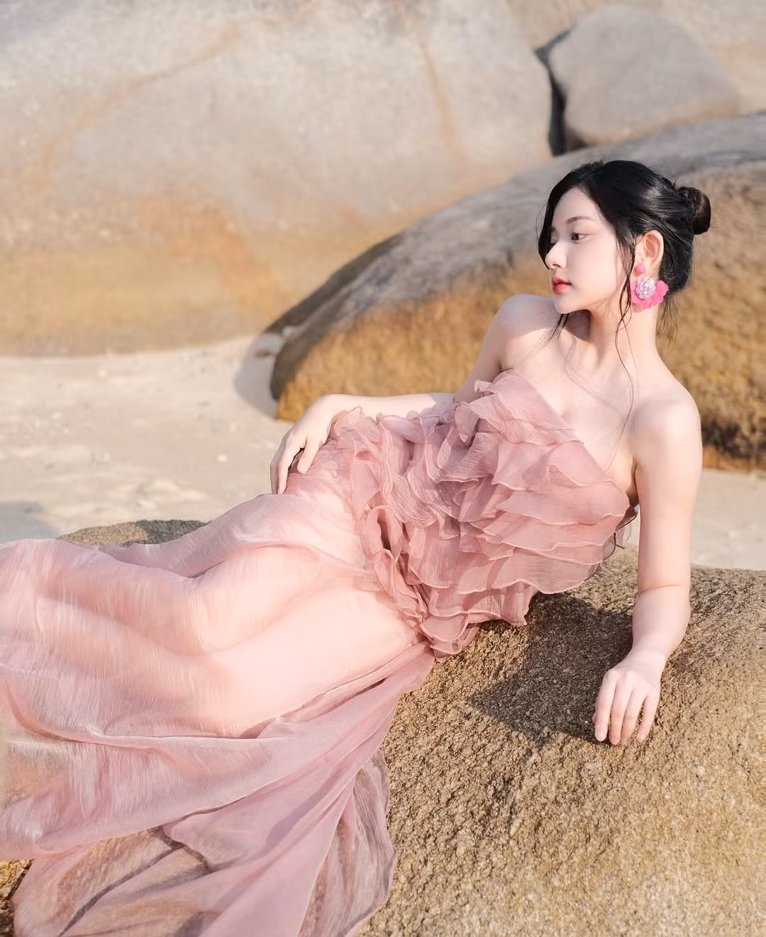 Việc thử nghiệm những concept mới giúp cô kết nối với khán giả theo nhiều cách khác nhau, không chỉ giới hạn trong lĩnh vực mukbang. (Ảnh: IGNV)