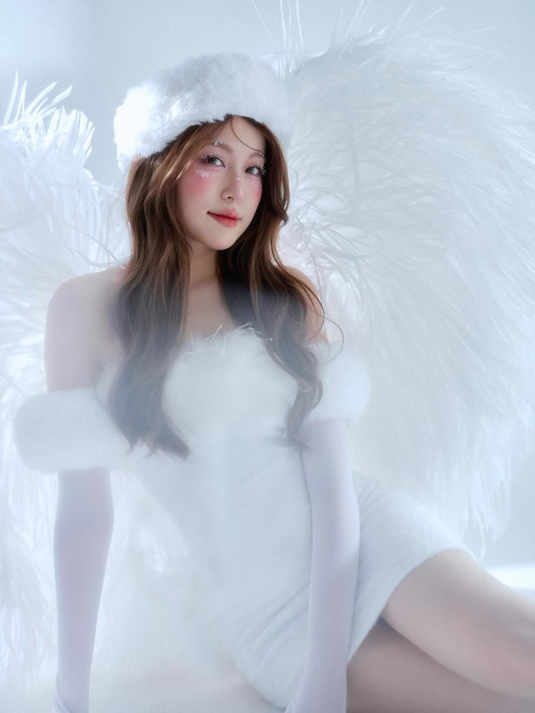 Tăng Mỹ Hàn hiện là một trong những influencer có sức ảnh hưởng lớn nhất đối với giới trẻ Gen Z. Không cần hoạt động quá sôi nổi trong showbiz, cô vẫn giữ được sức nóng nhờ cuộc sống sang chảnh, gu thời trang dẫn đầu xu hướng và vẻ đẹp tự nhiên không tì vết. (Ảnh: IGNV)