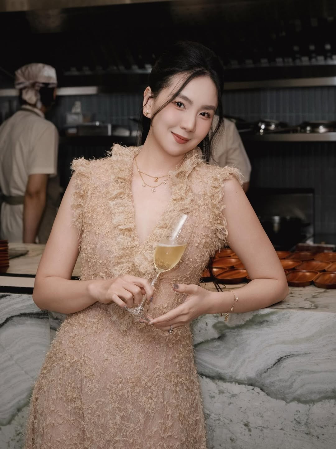 Theo đó, Mai Ngọc không giấu được sự xúc động khi nhắn gửi những lời ngọt ngào đến con trai. Nữ MC cho biết bé Panda chính là món quà trọn vẹn và ý nghĩa nhất mà tuổi 35 mang lại cho cô.(Ảnh: IGNV)