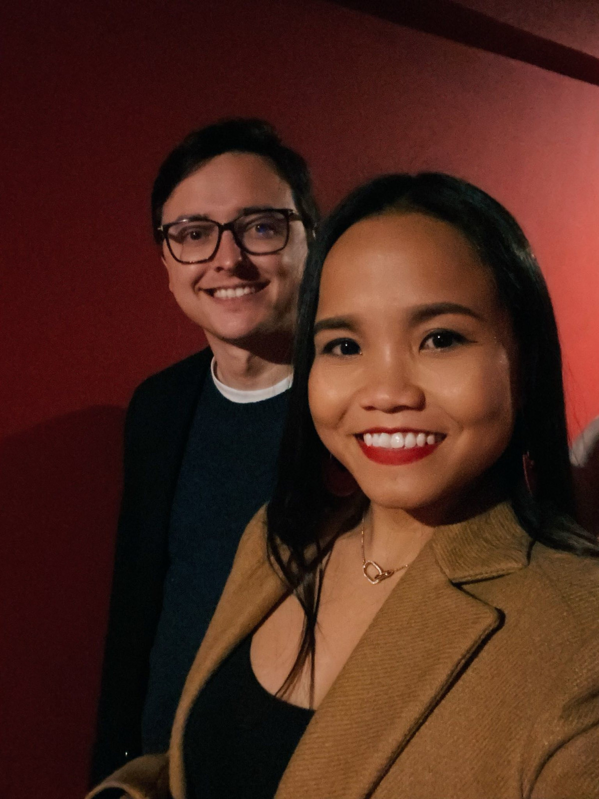 Những đoạn video chia sẻ về cuộc sống gia đình, sự khác biệt văn hóa thú vị và cách chồng ngoại quốc chăm sóc vợ con luôn nhận được lượng tương tác lớn.