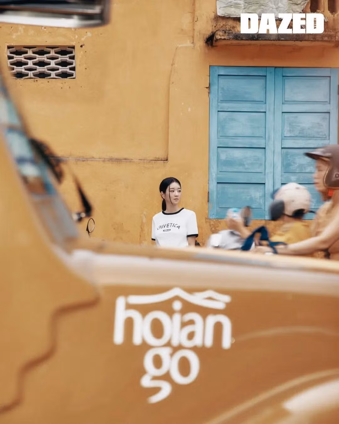 Bộ ảnh được chụp theo phong cách trẻ trung, đậm chất mùa hè với bối cảnh thiên nhiên, tôn vinh văn hóa Việt Nam.