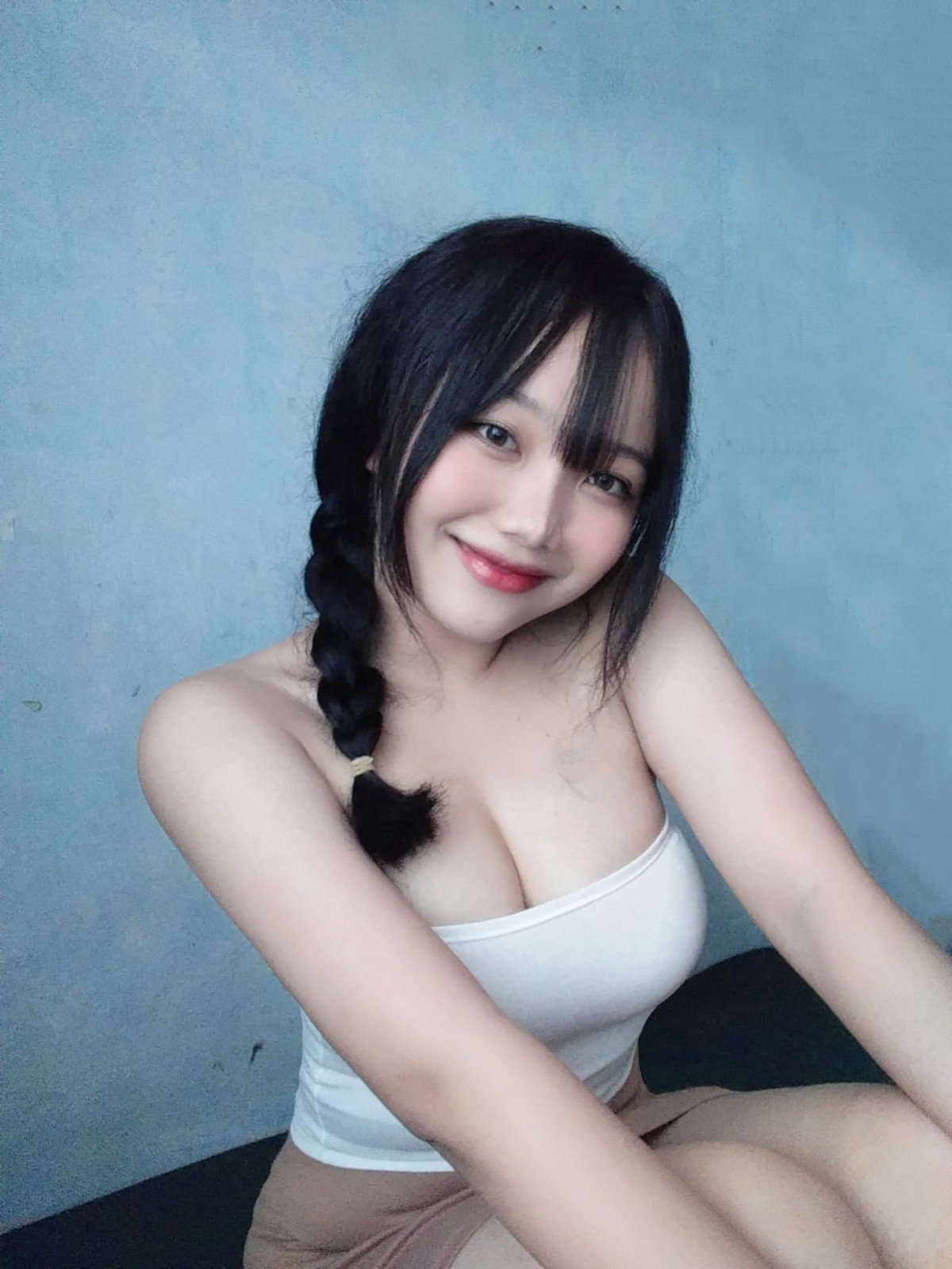 Vốn là một gương mặt quen thuộc của cộng đồng game, Khuê Ngọc đang sở hữu hơn 30 nghìn người theo dõi trên Facebook.