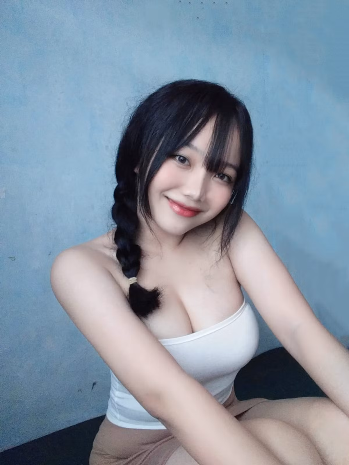 Vốn là một gương mặt quen thuộc của cộng đồng game, Khuê Ngọc đang sở hữu hơn 30 nghìn người theo dõi trên Facebook.