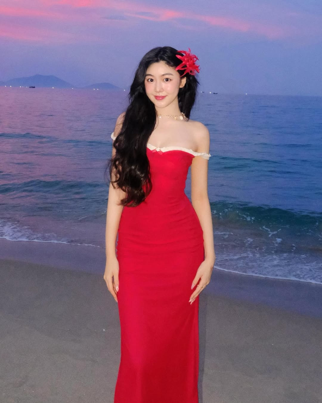 Không chỉ xinh đẹp, Lọ Lem còn gây ấn tượng với khả năng học tập xuất sắc và tính cách dễ mến.