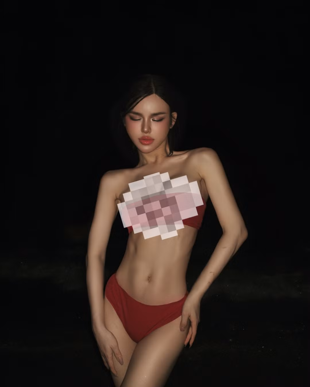 Với vóc dáng thon gọn, vòng eo con kiến cùng làn da trắng nổi bật dưới ánh đèn mờ ảo, Mẫn Nhi tự tin thể hiện phong thái quyến rũ và đầy thần thái.