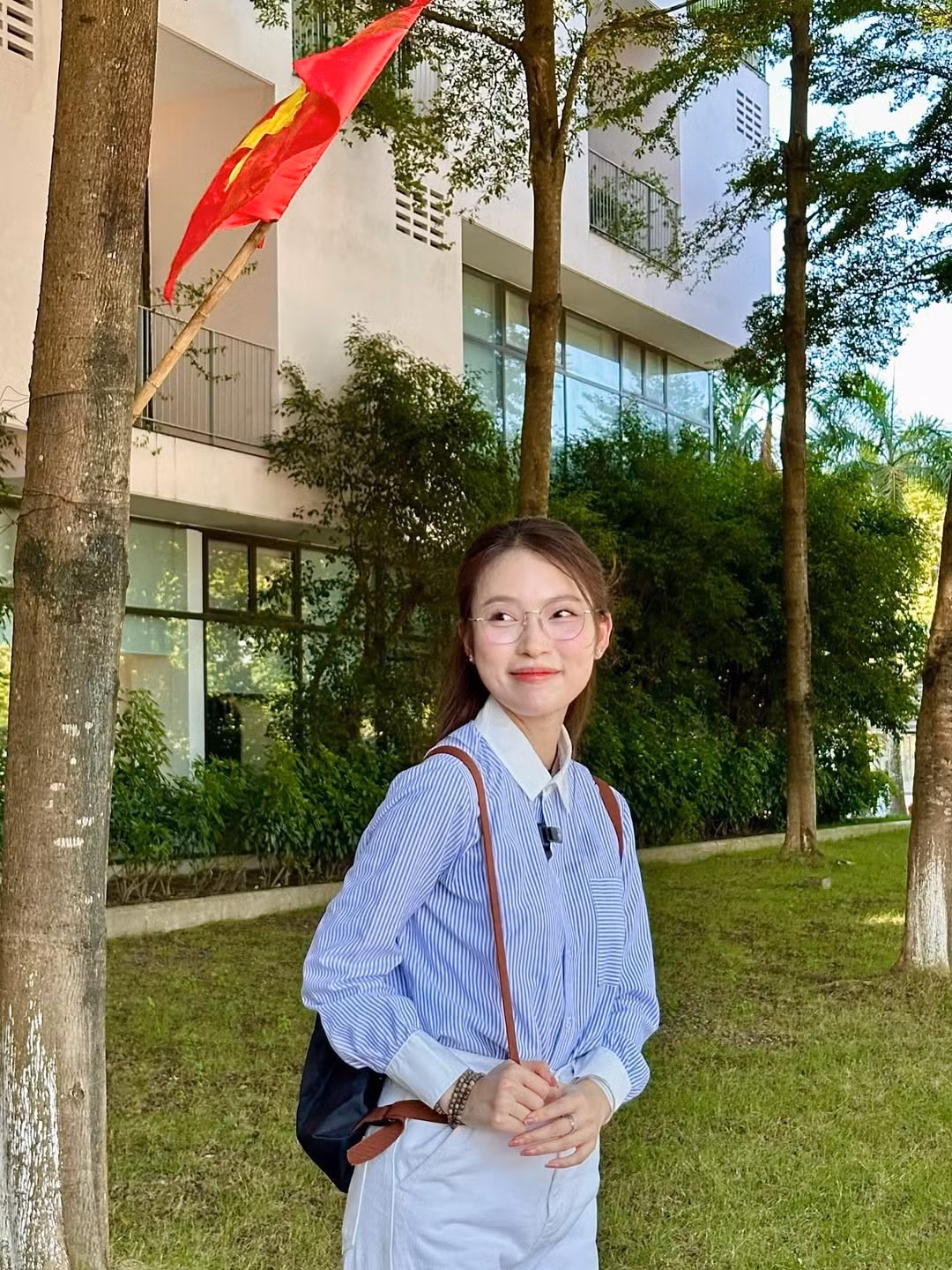 Phong cách dẫn chương trình chuyên nghiệp, linh hoạt cùng vốn tiếng Anh xuất sắc giúp cô ghi dấu ấn trong lòng khán giả. (Ảnh: IGNV)