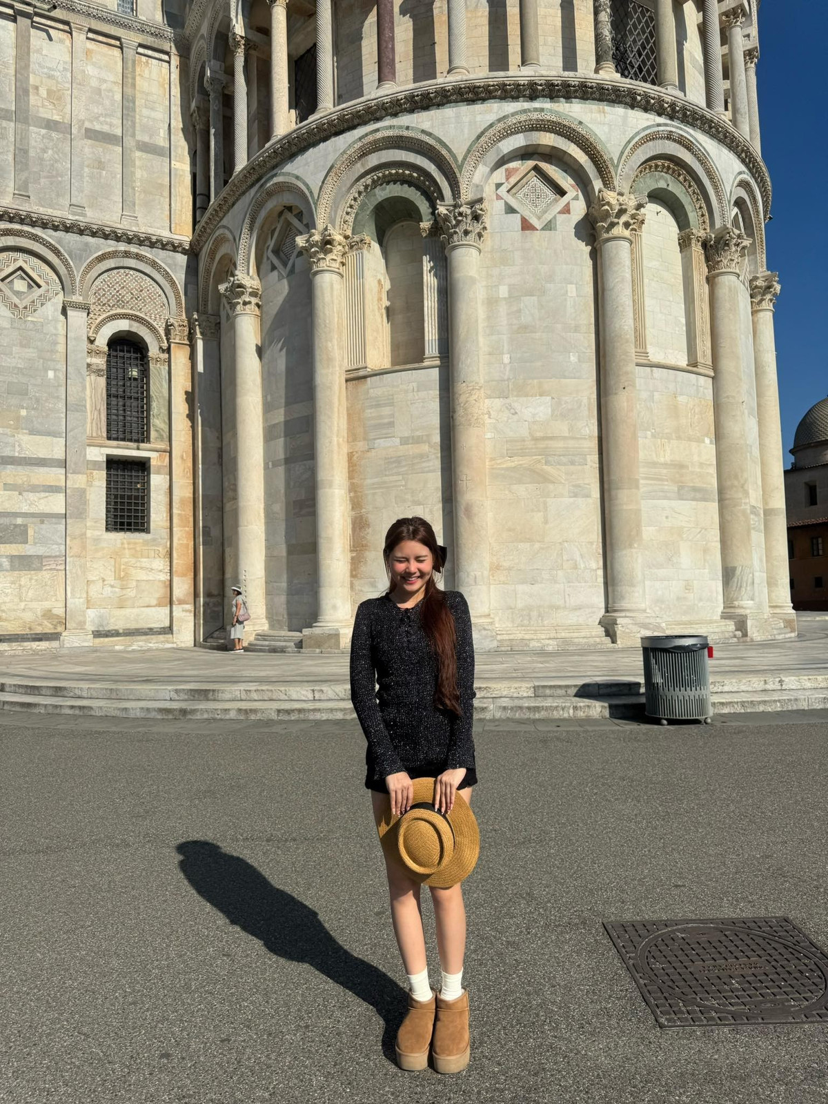 Cô nàng cũng nhận được lời khen ngợi khi cư xử đúng mực, dù đáp trả lời bình luận tiêu cực nhưng vẫn vô cùng lễ phép.