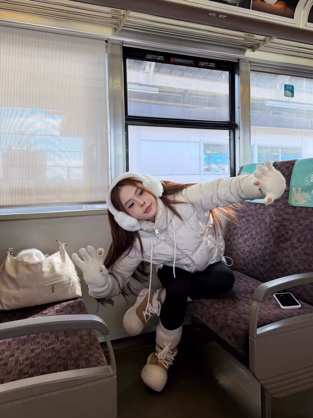 Mặc dù vẫn còn để lại những nghi ngờ về khả năng catwark, thế nhưng không thể phủ nhận rằng sự xuất hiện của cô nàng đã thu hút sự chú ý từ công chúng. (Ảnh: IGNV)