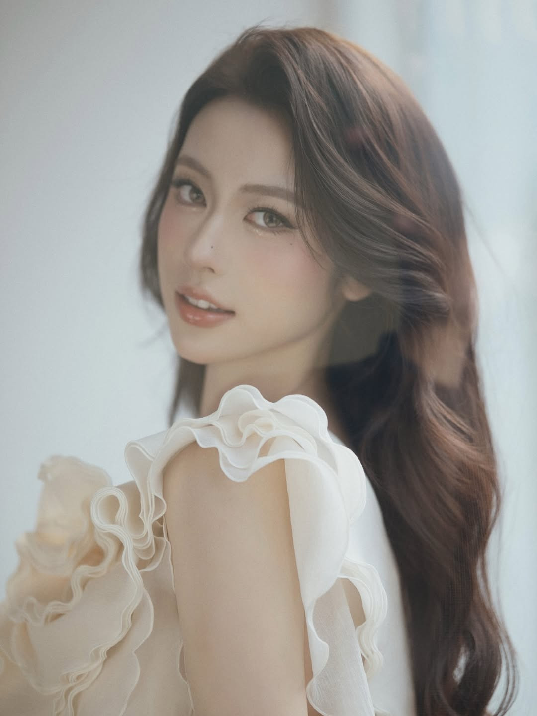 Những video và hình ảnh của cô tại các sự kiện gần đây luôn trở nên viral trên TikTok và Instagram, thu hút hàng triệu lượt xem và vô số lời khen ngợi từ netizen. (Ảnh: IGNV)