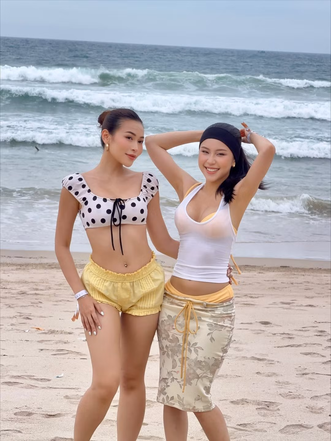 Hai cái tên không còn xa lạ gì với cộng đồng làm đẹp và thời trang Việt Nam - Quỳnh Thi và Nguyên Newin vừa khiến mạng xã hội "dậy sóng" khi tung ra loạt ảnh đi nghỉ dưỡng tại một resort sang trọng bên bờ biển.