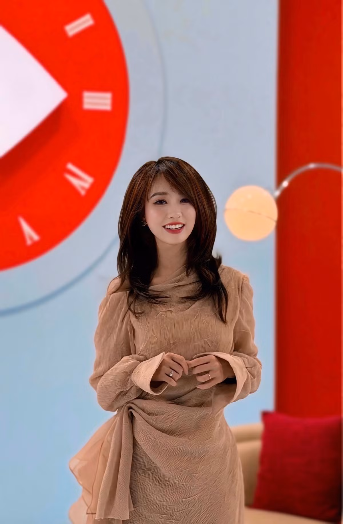 Hà Kim được mệnh danh là "hot girl chạy bộ" nổi tiếng trên mạng xã hội nhờ khoảnh khắc viral khi cô nàng tham gia một giải chạy. (Ảnh: IGNV)