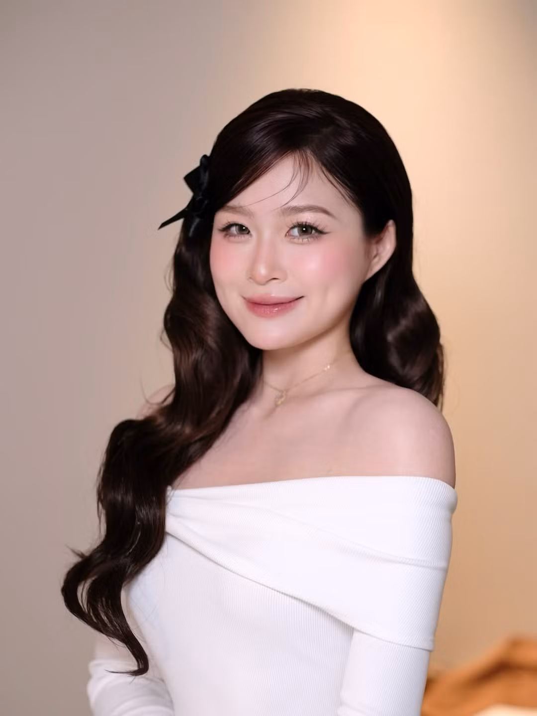 Từ đó đến nay, Chao vẫn thường xuyên cập nhật hình ảnh bản thân lên trang cá nhân với năng lượng tích cực, đồng thời chỉn chu hơn trong từng phát ngôn. Điều này đã giúp cô nàng phần nào lấy lại được thiện cảm từ người hâm mộ. (Ảnh: IGNV)