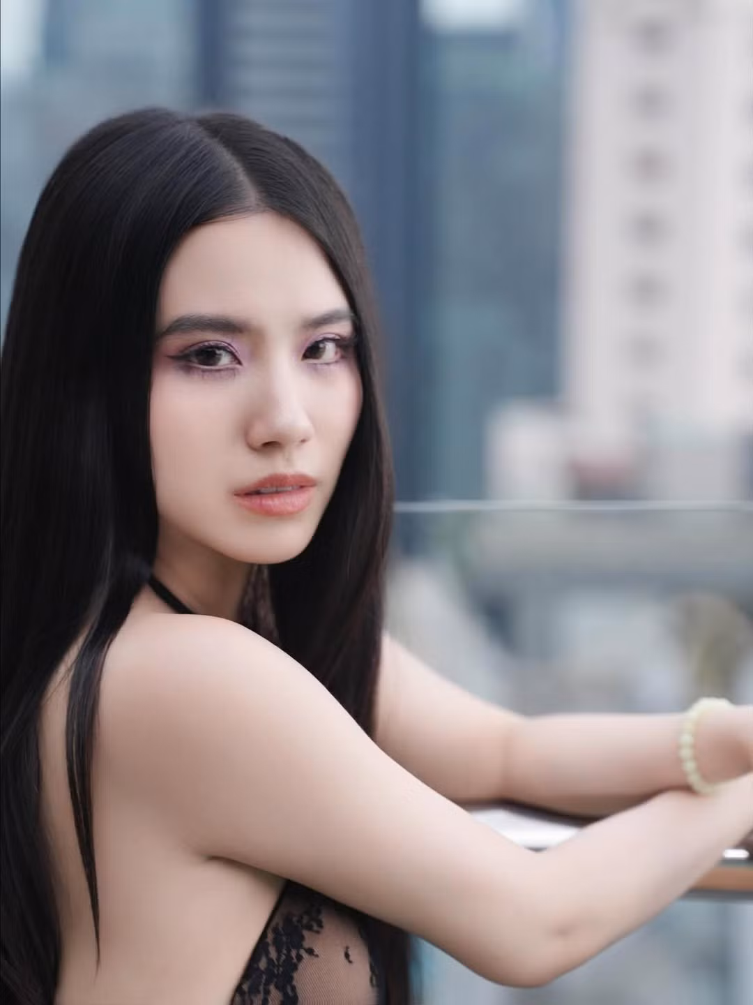 Linh Miu (tên thật là Vũ Mỹ Linh), sinh năm 1993, là cái tên không còn xa lạ với công chúng, đặc biệt là những người thường xuyên theo dõi phim ngắn trên mạng xã hội. (Ảnh: IGNV)