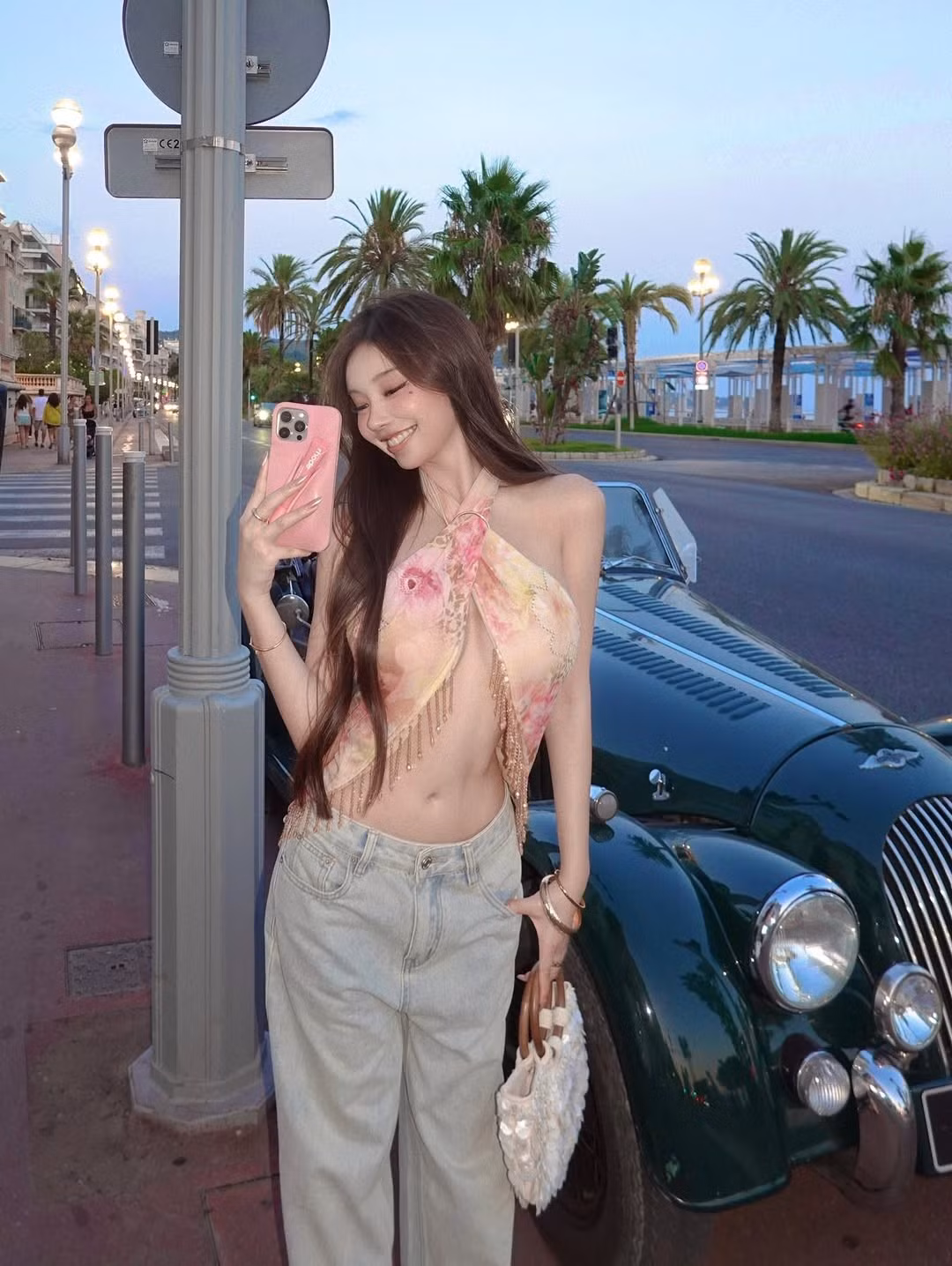 Hiện tại, Huang Lin đang hoạt động với vai trò KOL (người có ảnh hưởng), người mẫu tự do và nhận được sự chú ý từ nhiều nhãn hàng, đặc biệt là ở Đài Loan. (Ảnh: IG @lovelynnboo)