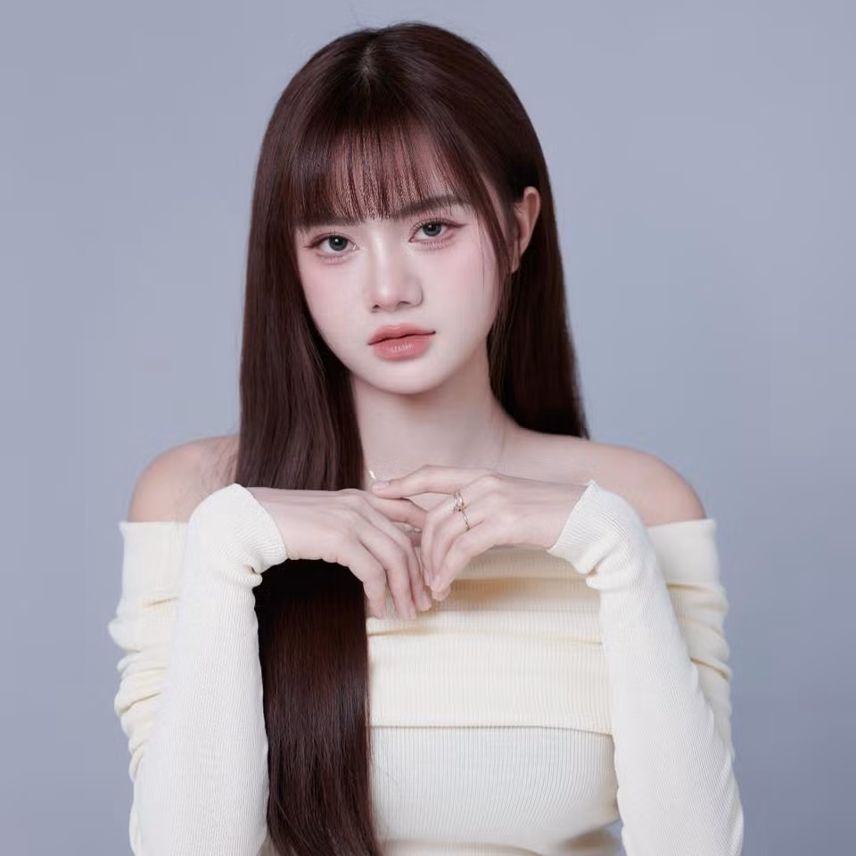 Sự chuyển hướng trong công việc, đi theo đam mê đã mang lại thành công lớn cho cô trên mạng xã hội. (Ảnh: FBNV)