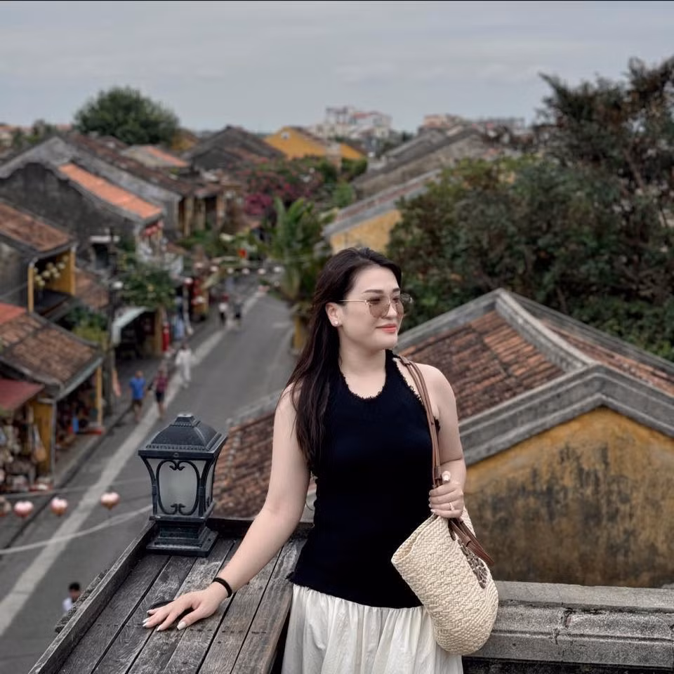 Ở thời điểm hiện tại, Hoài Thu đã xây dựng gia đình, tuy nhiên niềm yêu mến với thần tượng suốt tuổi trẻ của mình không hề tắt lụi.