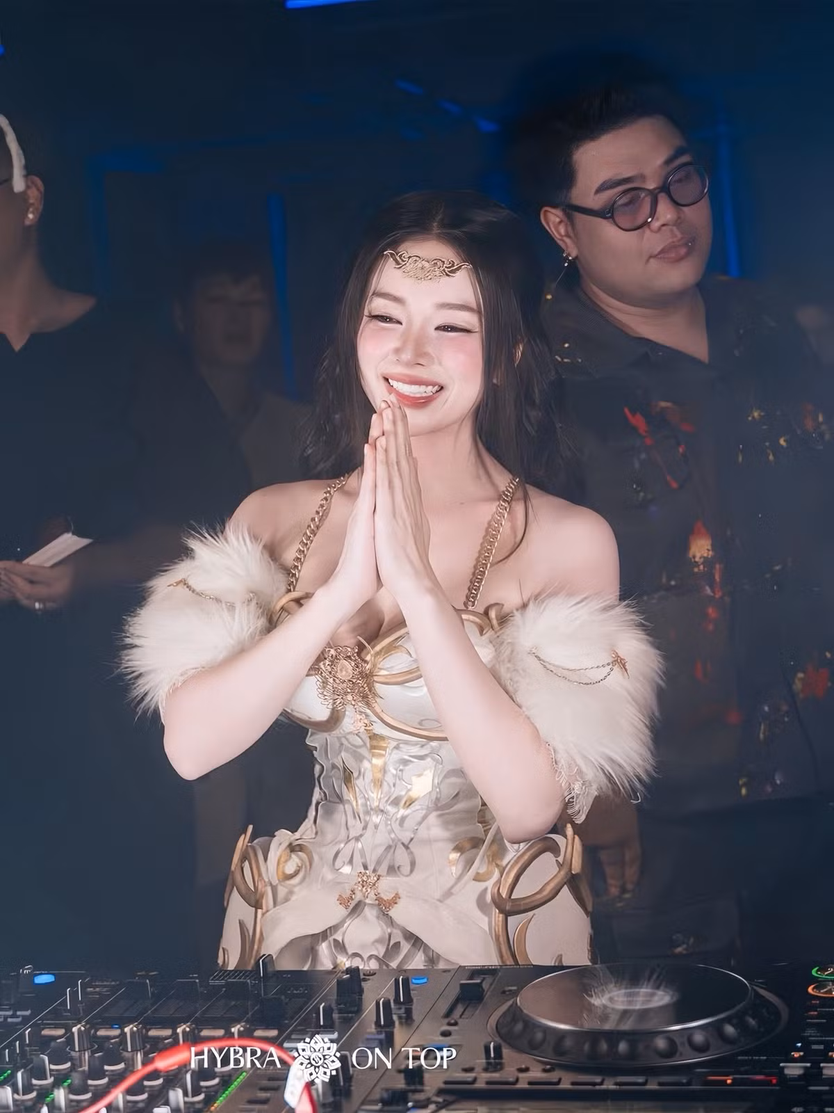 Gu thời trang của Mie không hề giới hạn ở một khuôn mẫu, lúc thì cô nàng vô cùng năng động, cá tính, lúc lại ngọt ngào, đáng yêu. (Ảnh: IGNV)