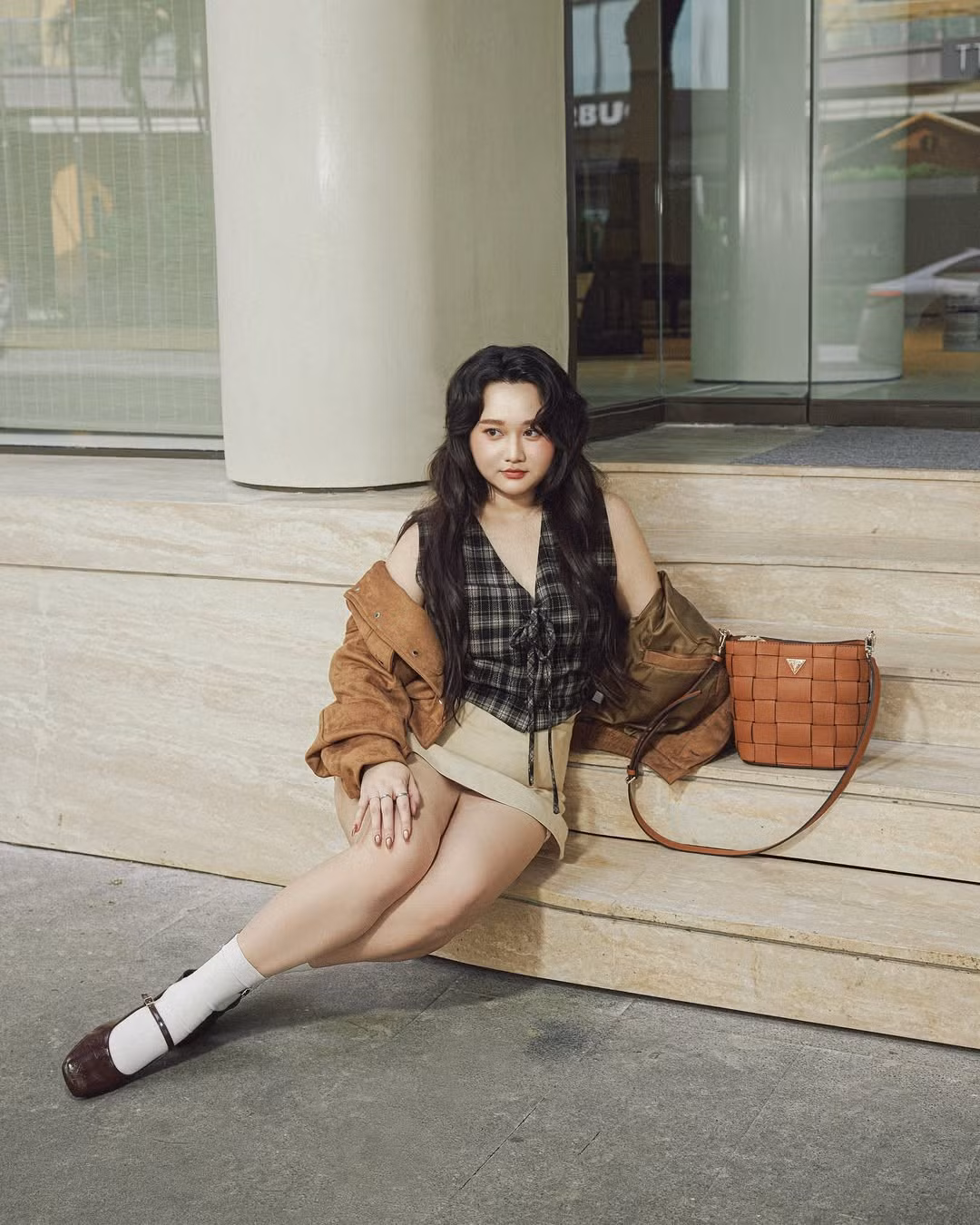 Với những người theo dõi Trúc Anh từ trước đến nay, có thể nhận thấy phong cách của cô nàng đã có sự thay đổi nhiều so với thời điểm mới nổi tiếng. Đặc biệt là sau khi tăng cân, Trúc Anh chuộng những trang phục thoải mái và kín đáo hơn. (Ảnh: IGNV)