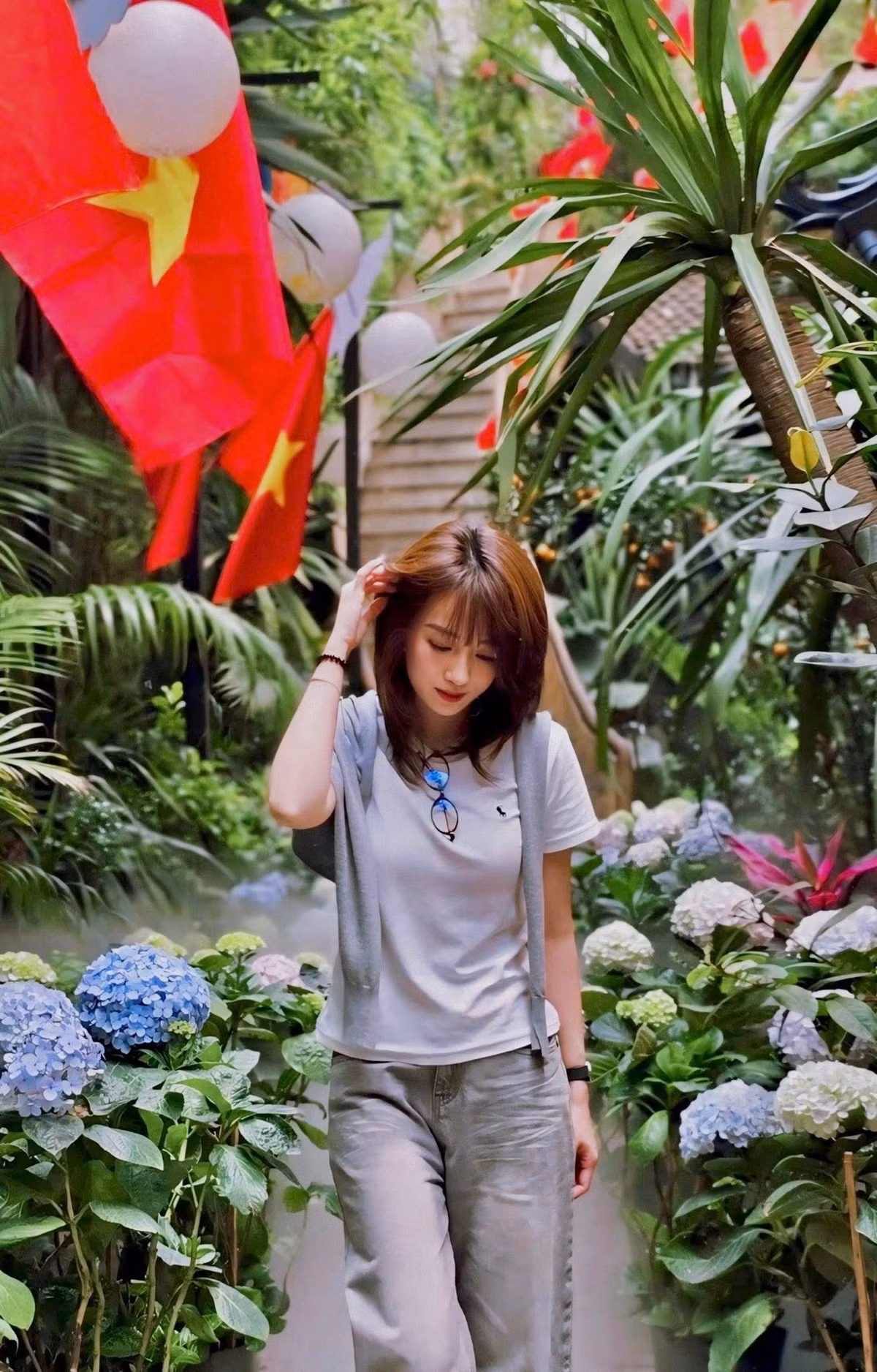 Hà Kim (tên thật là Nguyễn Thu Hà, sinh năm 1995 tại Hà Nội). Cô được biết đến là một gymmer, hot tiktoker với gần 500.000 người theo dõi trên nền tảng Tiktok. (Ảnh: FBNV)