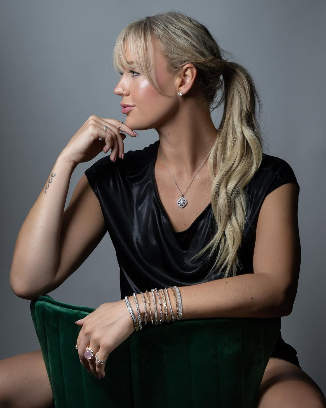 Trước đó, cô từng có những phát ngôn phản ứng gay gắt với hệ thống điều hành của WNBA, nhất là trong bối cảnh giải đấu đang thương thảo thỏa ước lao động tập thể mới.