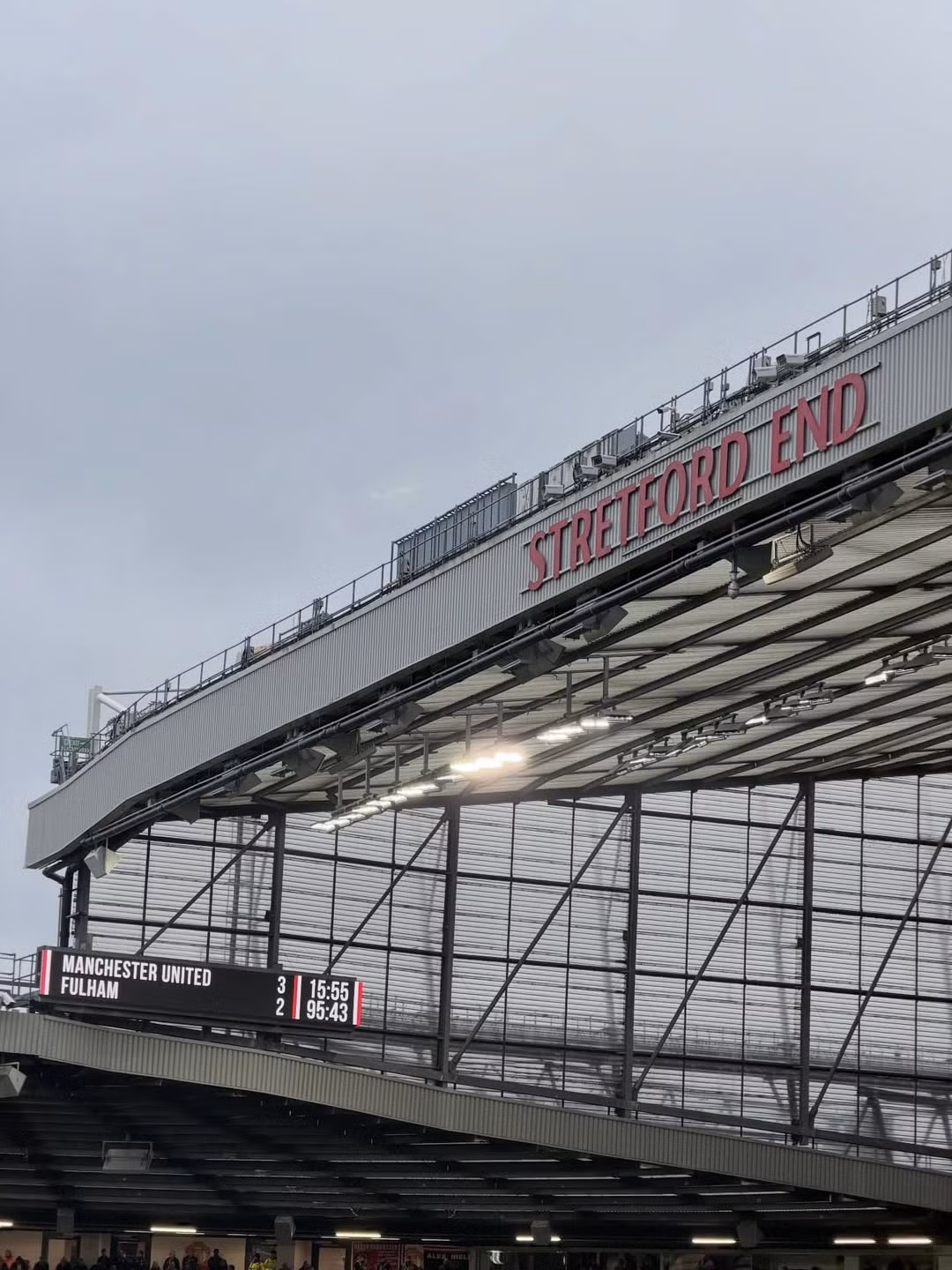 Có mặt trên khán đài, Hằng Phan đã ghi lại những khoảng khắc đầy cảm xúc đó. Cô nàng đăng tải loạt ảnh kèm dòng trạng thái: "Ồn lên cho chị". (Ảnh: IG @cas.naf)