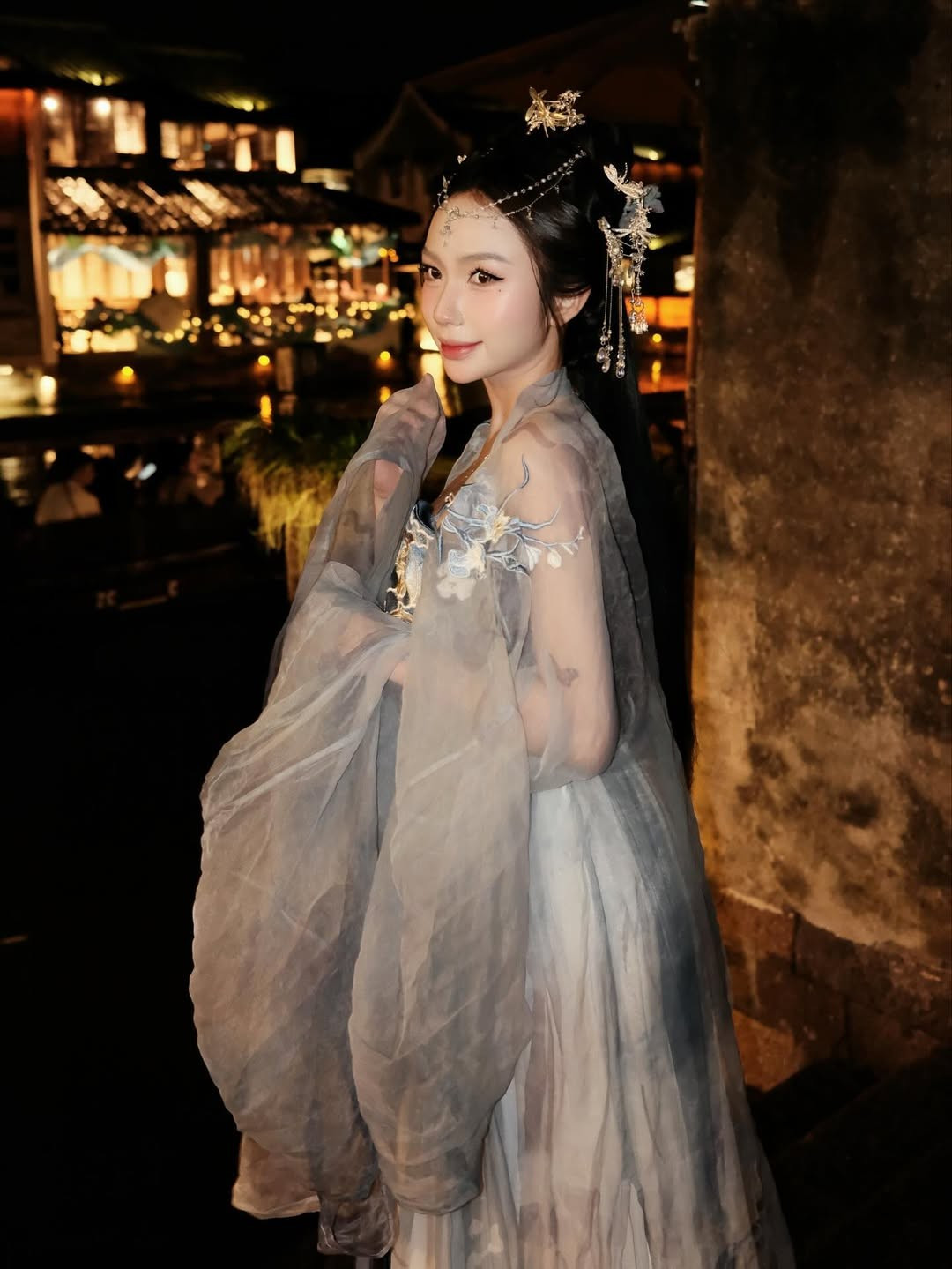 Tiktoker Quỳnh Như vốn được biết đến với phong cách thời trang gợi cảm, thường xuyên khoe trọn đường cong cơ thể trong các video vũ đạo lẫn phong cách đời thường. (Ảnh: IGNV)