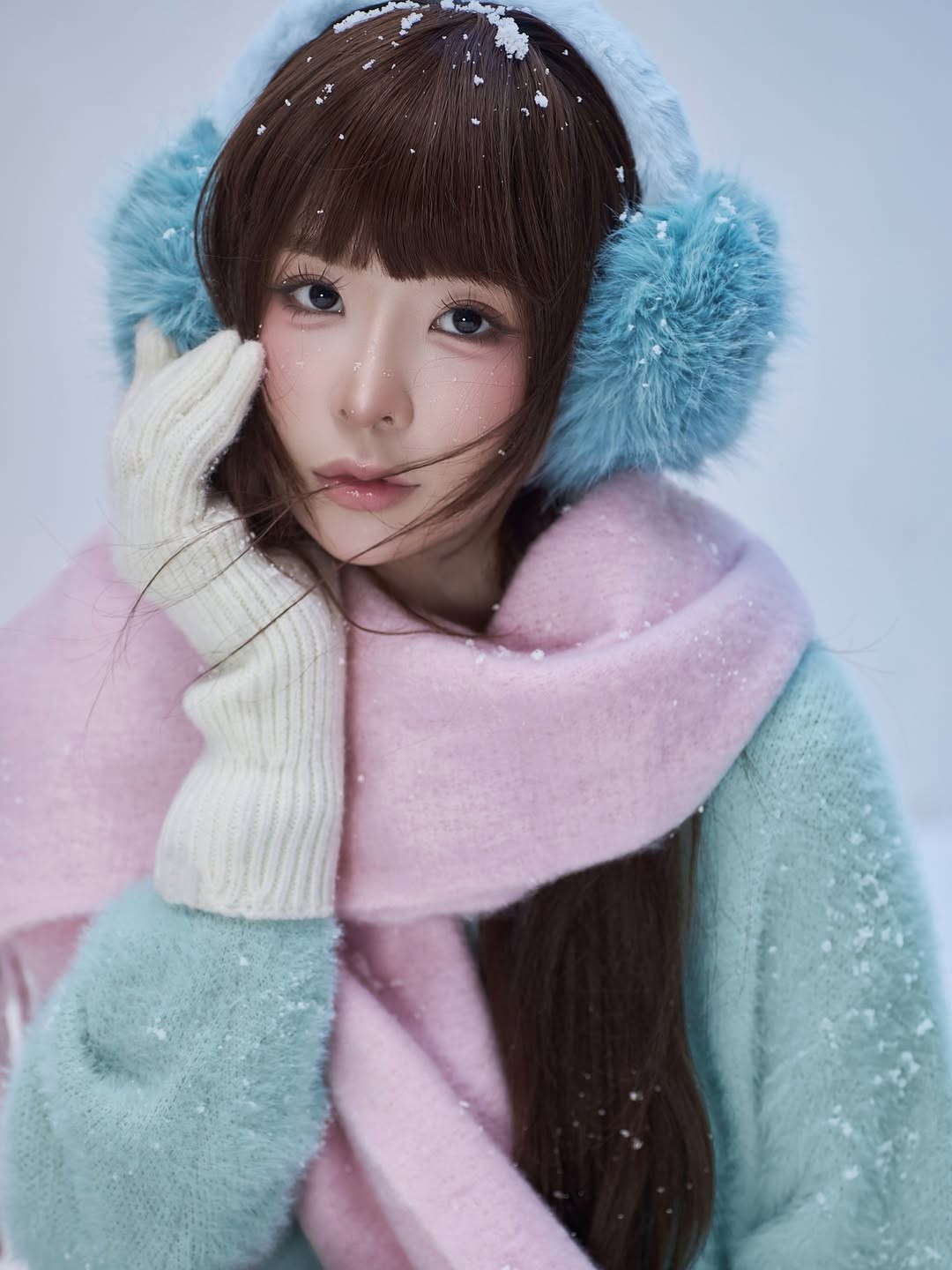 Ngay sau khi đăng tải, bộ ảnh của Tammy Phạm đã thu hút hàng ngàn lượt yêu thích và bình luận. Đa số ý kiến đều cho rằng phong cách này cực kỳ phù hợp với vẻ đẹp ngọt ngào, hiện đại nhưng vẫn đầy chất thơ của cô nàng. (Ảnh: IGNV)