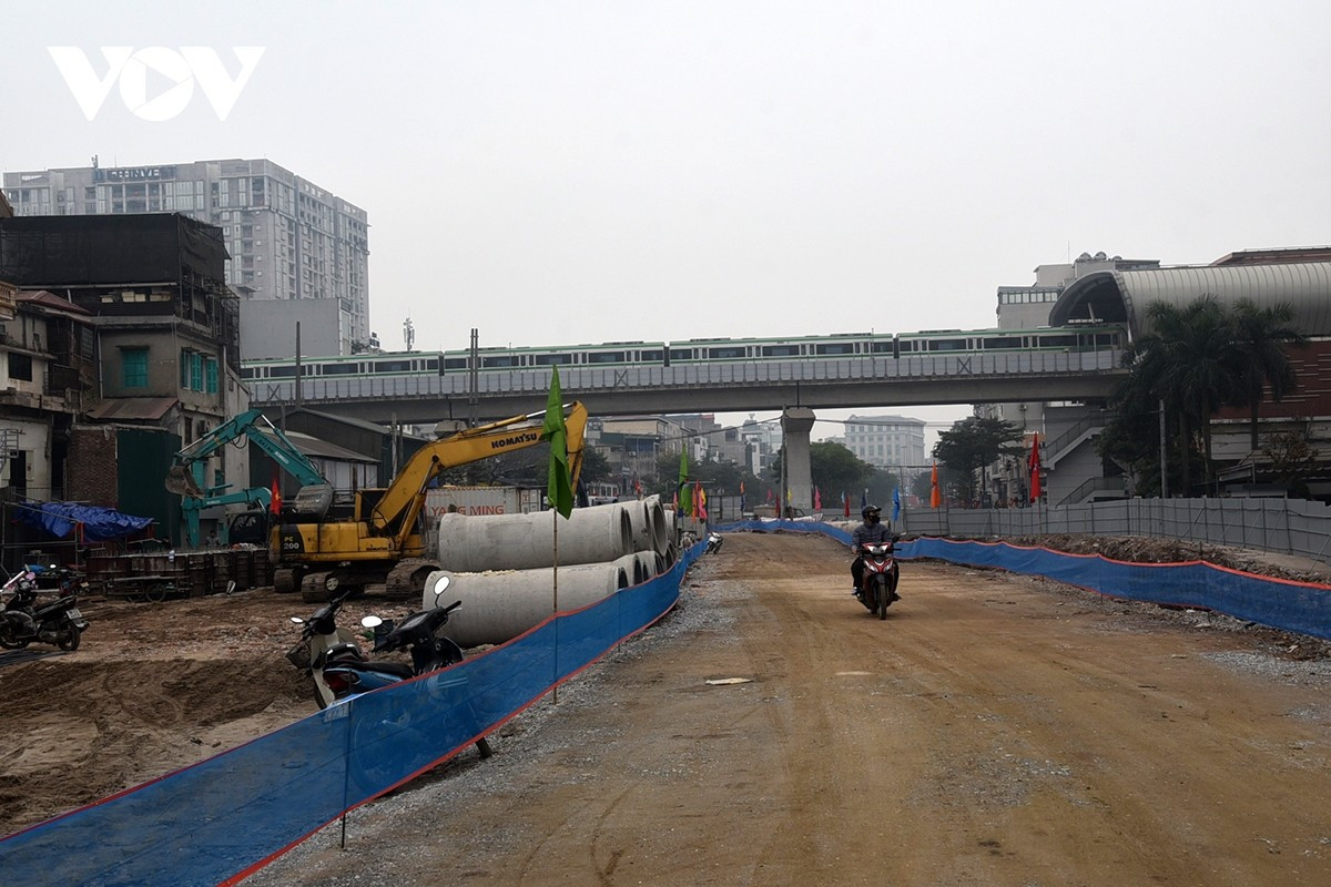 Tuyến đường có chiều dài khoảng 2.274m, mặt cắt ngang 50m. Sau ngày thông xe kỹ thuật người dân đã có thể đi lại từ đầu tuyến đến cuối tuyến.