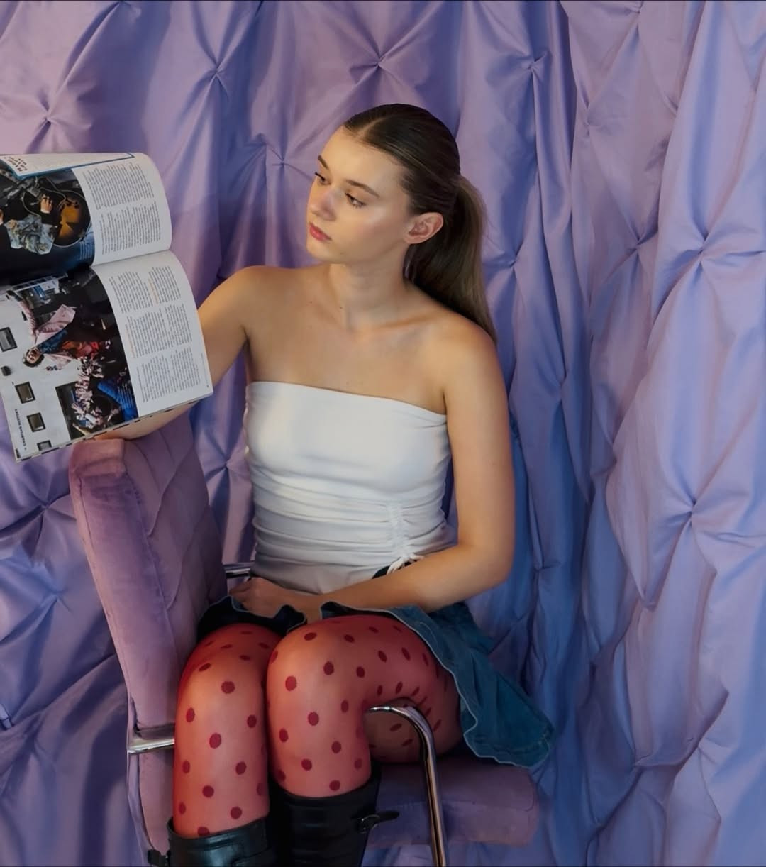 Cô nàng sở hữu nhan sắc ngọt ngào, trong trẻo cùng phong cách thời trang khá đa đạng. (Ảnh: IGNV)