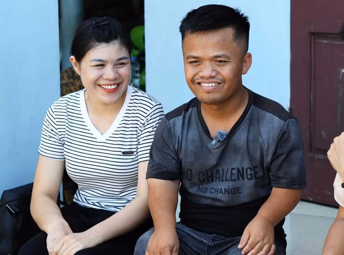 Vượt qua mọi rào cản và lời gièm pha, cặp đôi hiện tại có cuộc sống bình yên, hạnh phúc, có cô con gái kháu khỉnh, xinh xắn.