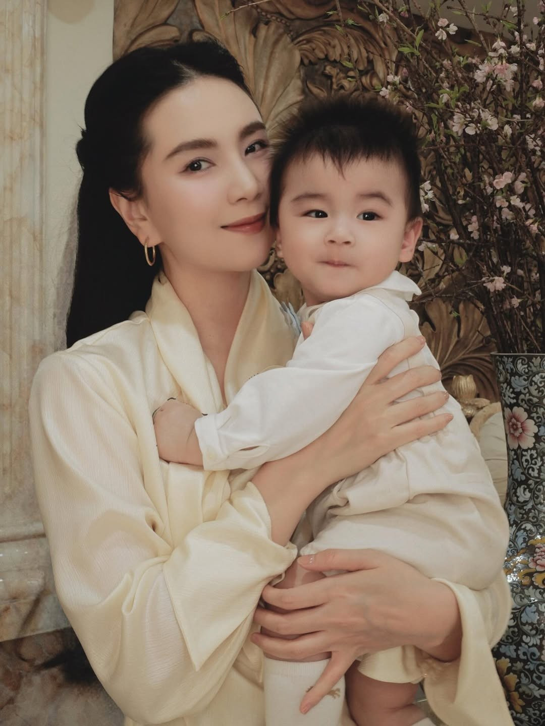 Có thể thấy, bước sang tuổi 36, Mai Ngọc không chỉ thành công trong sự nghiệp mà còn có một cuộc sống viên mãn, luôn được bao quanh bởi sự yêu thương và những điều tốt đẹp nhất. (Ảnh: IGNV)