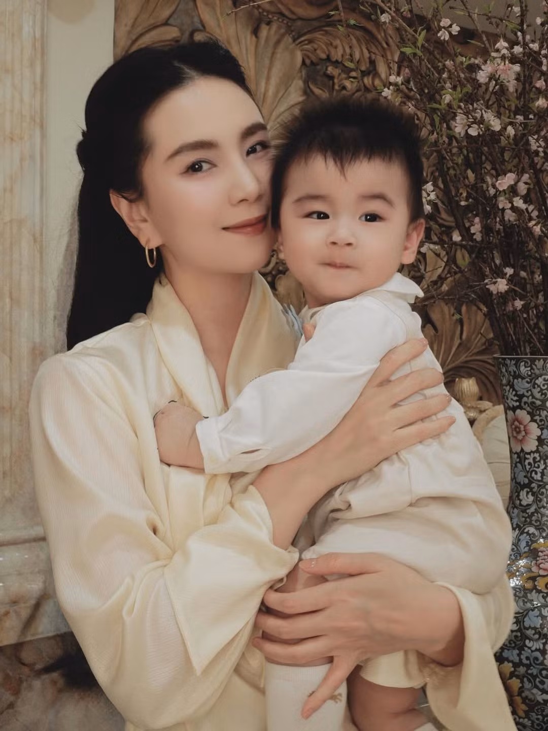 Có thể thấy, bước sang tuổi 36, Mai Ngọc không chỉ thành công trong sự nghiệp mà còn có một cuộc sống viên mãn, luôn được bao quanh bởi sự yêu thương và những điều tốt đẹp nhất. (Ảnh: IGNV)