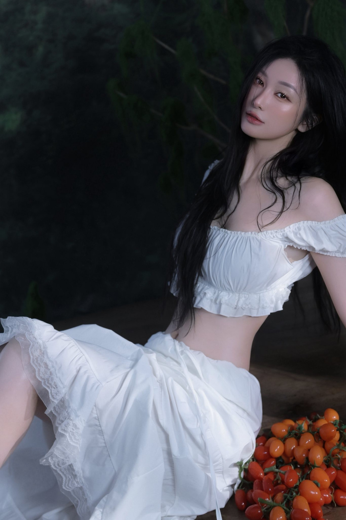 Thời gian gần đây, Jun Vũ hoạt động khá năng nổ khi tham gia dự án hợp tác Việt - Thái Cô dâu ma. Cùng với đó, cô cũng tham gia chương trình Sao nhập ngũ, thể hiện sự đa dạng trong các hoạt động nghệ thuật của mình. (Ảnh: IGNV)