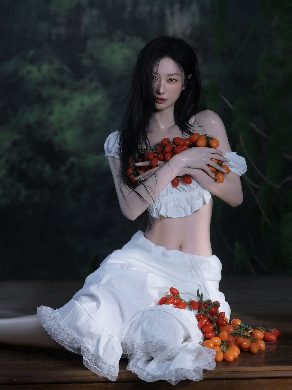 Từ những bộ cánh cá tính, năng động cho đến những thiết kế dạ hội lộng lẫy, cô luôn biết cách làm mới hình ảnh của mình. (Ảnh: IGNV)