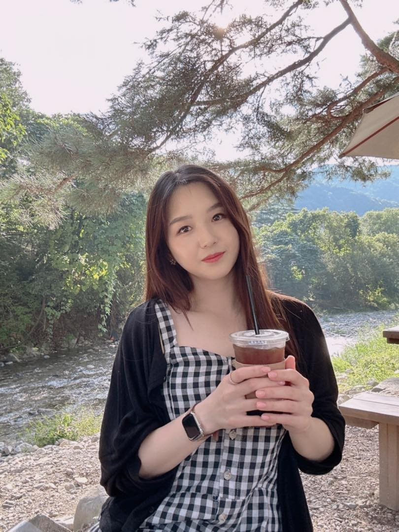 Nữ YouTuber hy vọng sẽ sớm trở lại với những "tin vui" và một phong cách nội dung mới mẻ hơn trong năm 2026.