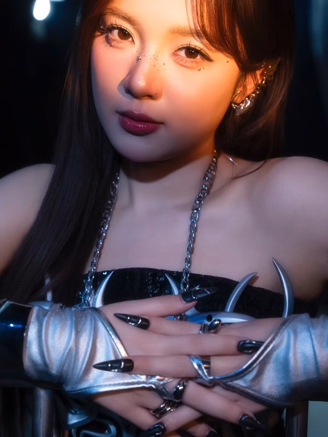 Với phong cách dẫn dắt tự nhiên, chuyên nghiệp và duyên dáng, MC Phương Thảo đã hoàn thành xuất sắc vai trò "cầu nối" giữa giải đấu và khán giả. Đặc biệt, màn xuất hiện của cô trong hai đêm cuối cùng đã tạo nên một dấu ấn khó phai. (Ảnh: IGNV)