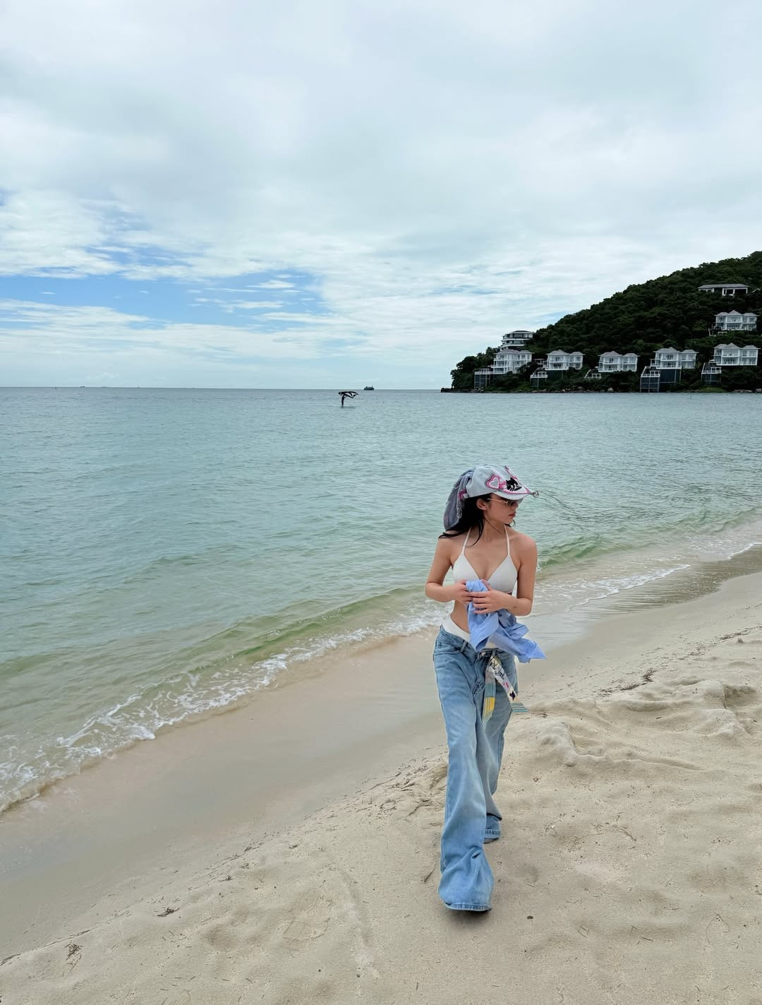 Thay vì những biểu cảm e ấp trước đây, Mina của hiện tại toát lên vẻ tự do, phóng khoáng, khẳng định sự trưởng thành cả về nhan sắc lẫn cá tính. (Ảnh: IGNV)