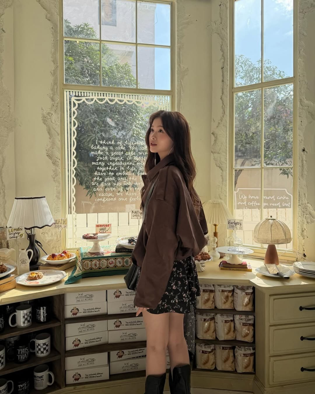 Là một Tiktoker triệu view với những bộ ảnh "nghìn like" và gu thời trang dẫn đầu xu hướng, Mai Hương luôn bắt kịp các phong cách thời trang mới một cách nhanh nhạy, đồng thời cũng có sự biến tấu để tạo nên bản sắc riêng đầy ấn tượng. (Ảnh: IGNV)