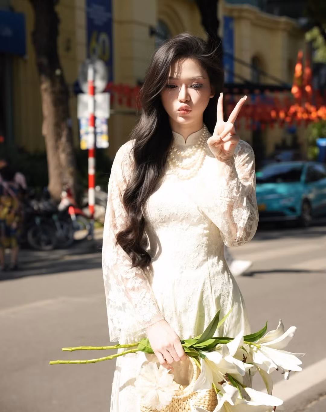 Sau khi tốt nghiệp loại Giỏi chuyên ngành Báo chí, Hà Thu đã nhận được học bổng và theo đuổi chương trình Thạc sĩ chuyên ngành Marketing tại ĐH RMIT (Melbourne, Úc). (Ảnh: IGNV)