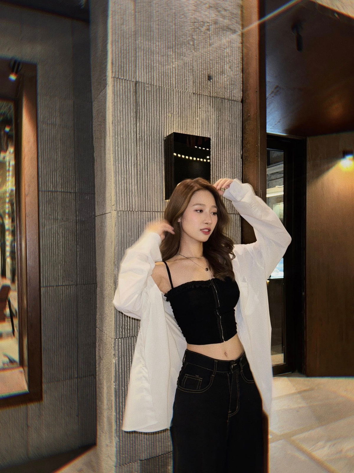 Sau nhiều năm bước ra từ chương trình, cô không hề "dậm chân tại chỗ" mà tích cực hoạt động trong nhiều vai trò. (Ảnh: IGNV)