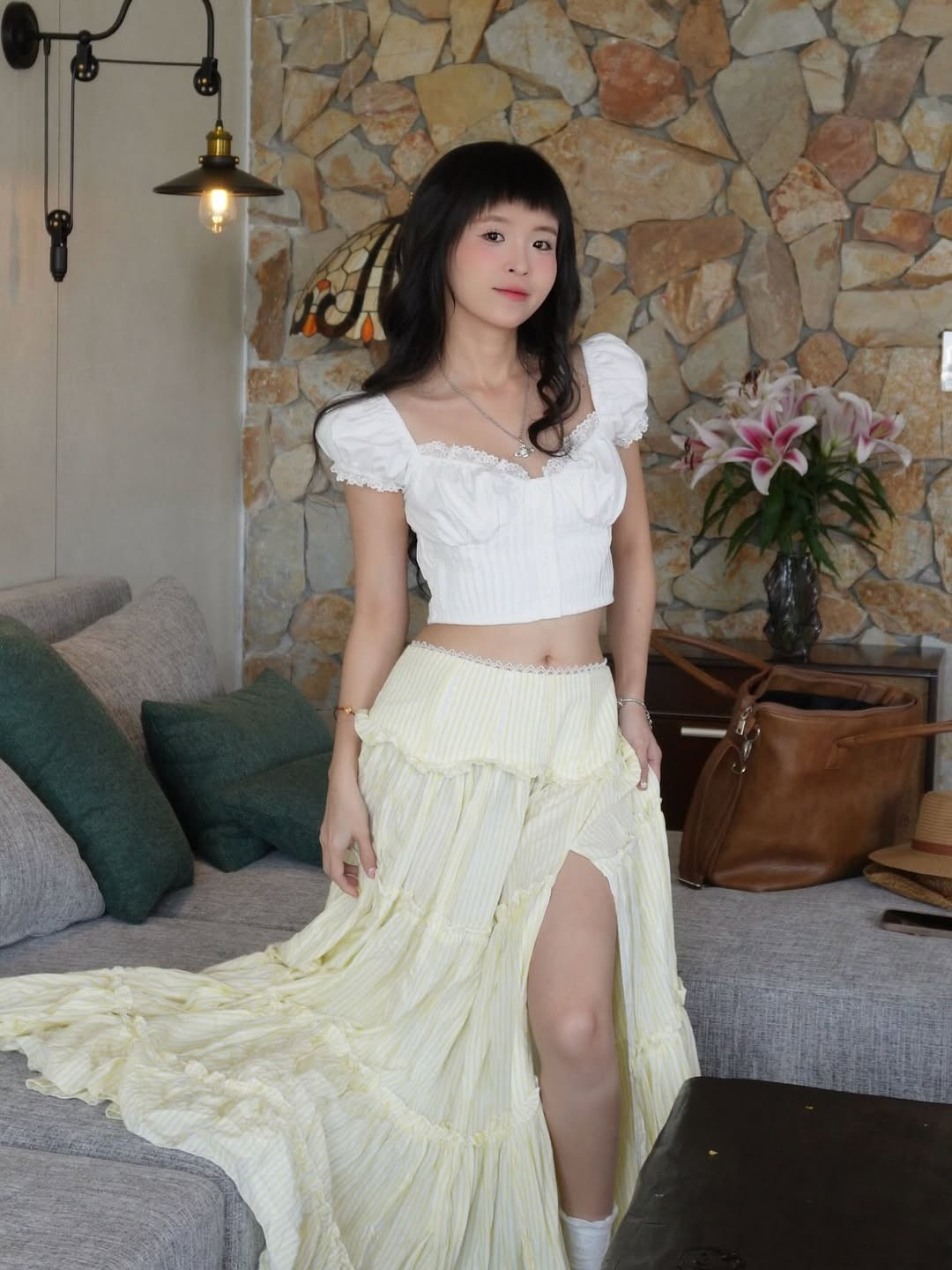 Nếu theo dõi các series hài của FAPTV, chắc chắn khán giả sẽ hơn một lần bị thu hút với cô nàng diễn viên Thúy Kiều. Những bài đăng của cô nàng trên trang cá nhân đều sở hữu nhiều lượt tương tác từ người hâm mộ. (Ảnh: IGNV)