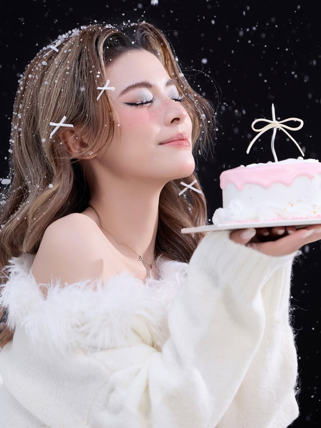 Hương Câu Chuyện (tên thật Nguyễn Mai Hương) là một trong những gương mặt nổi bật và được yêu thích trên các nền tảng mạng xã hội, đặc biệt được biết đến với biệt danh "Hot girl kể chuyện". (Ảnh: IGNV)