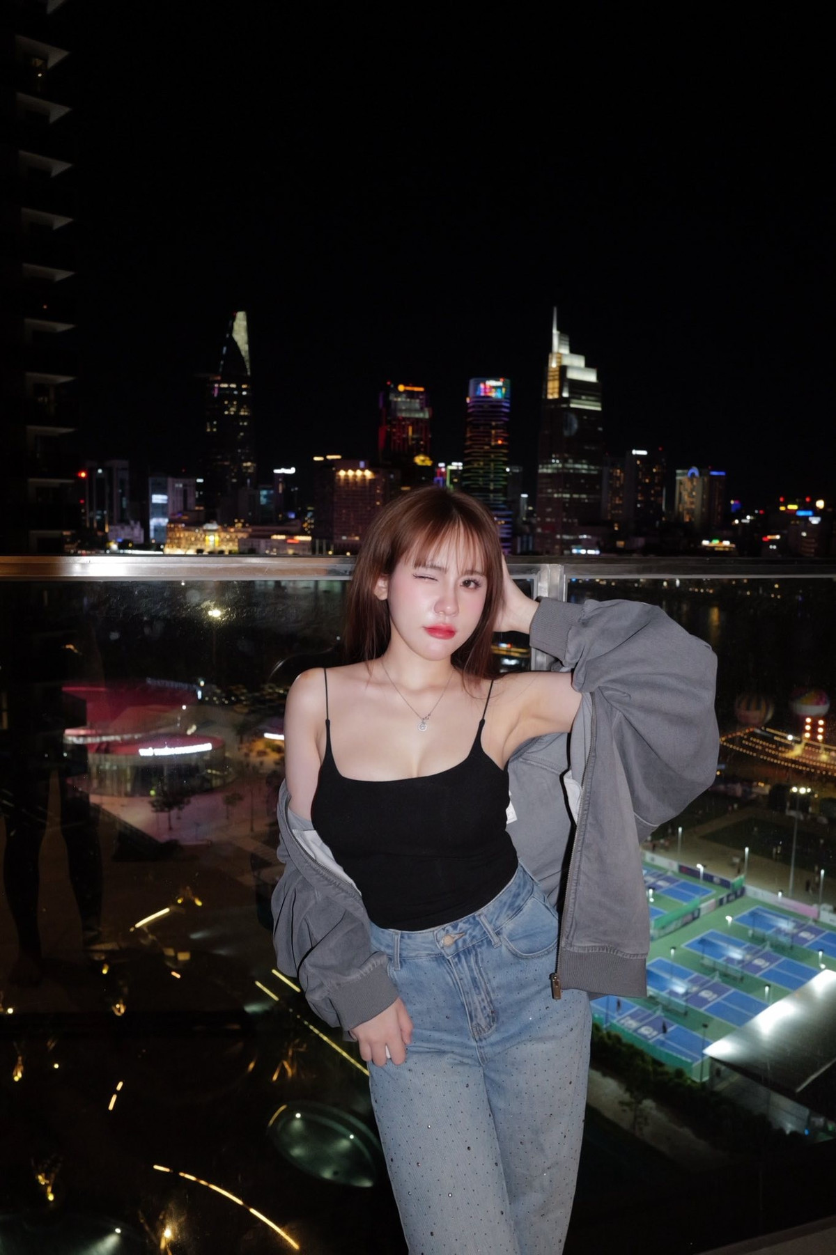 View -  Nữ cơ thủ Lê Tuyết Anh thả dáng 'nóng bỏnggiữa khung cảnh tuyệt sắc | Báo Tri thức và Cuộc sống - TIN TỨC PHỔ BIẾN KIẾN THỨC 24H