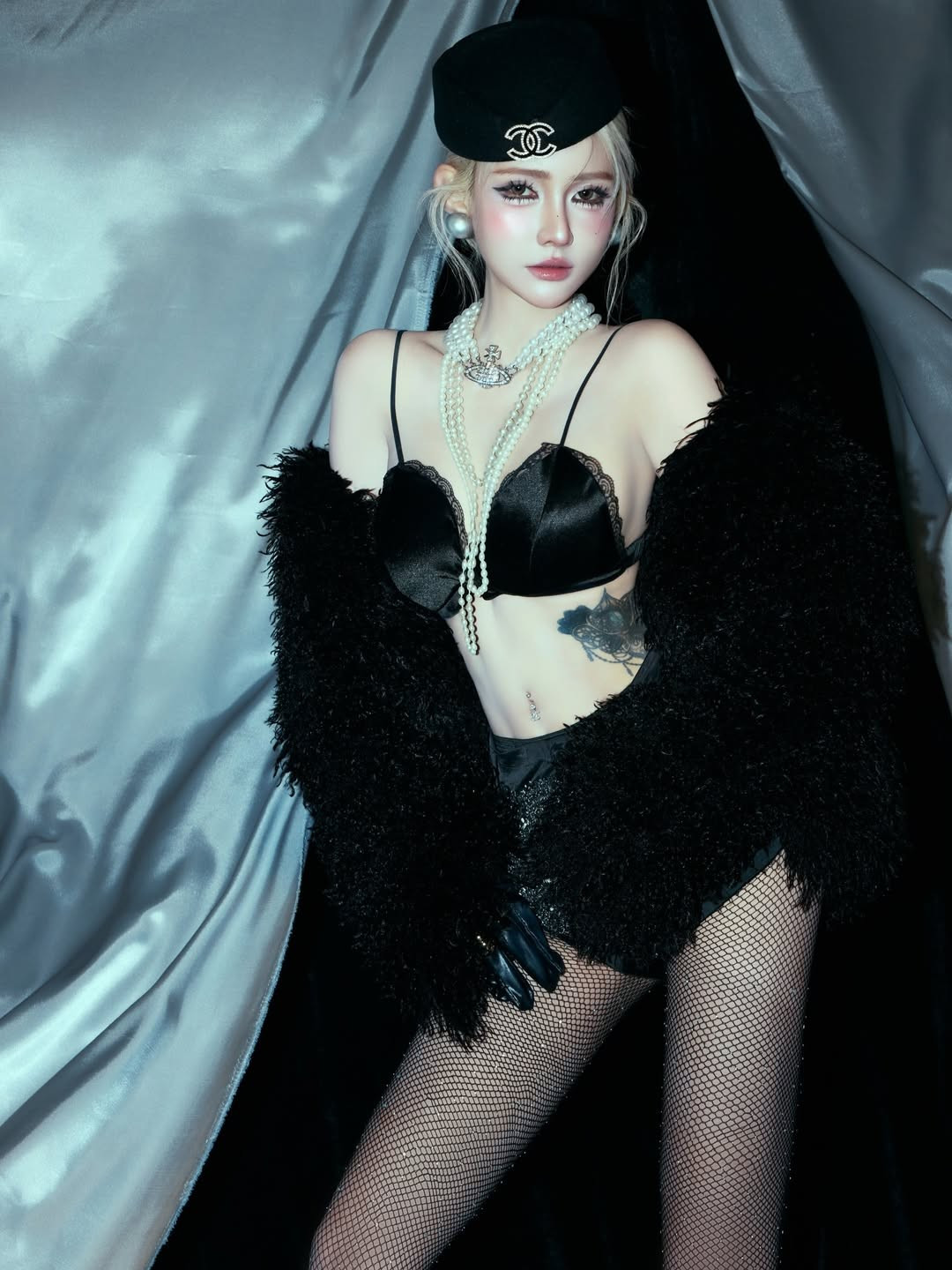 Phong cách thời trang của cô nàng là cân bằng giữa sự thanh lịch, sang trọng và nét quyến rũ bốc lửa. (Ảnh: IGNV)