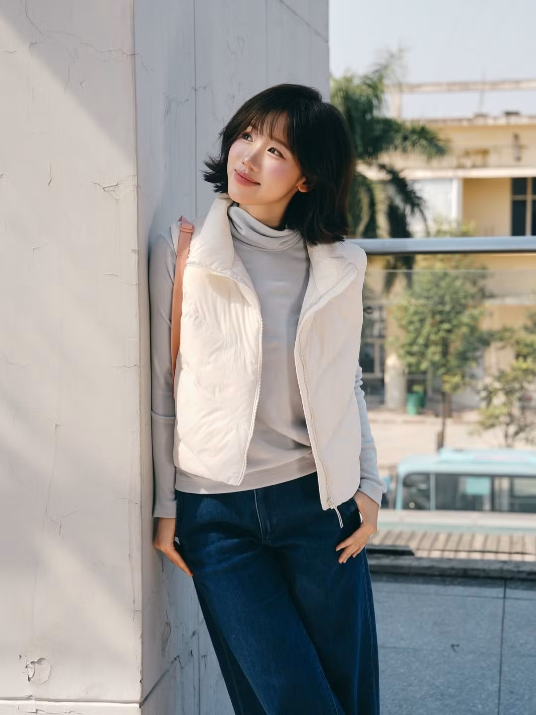 "Nữ thần Gen Z" Meichan (Nguyễn Hà Trang, sinh năm 2000), cô nàng du học sinh Việt tại Hàn Quốc nổi tiếng với profile "khủng" và phong cách sống tích cực, vừa "thả xích" bộ ảnh mới đón mùa đông với "vibe" ngọt ngào, ấm áp khiến cộng đồng mạng không khỏi xuýt xoa.(Ảnh: IGNV)