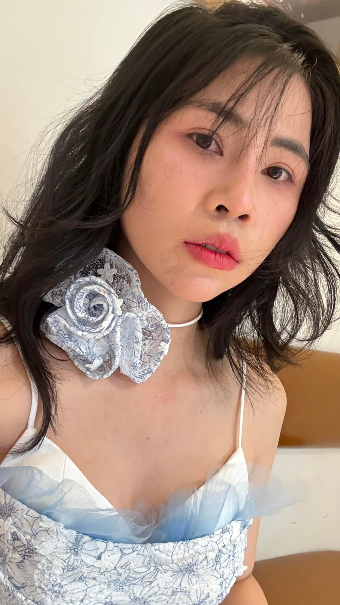 Năm 2023, cô bất ngờ thông báo giải nghệ và dần rút khỏi hoạt động sáng tạo nội dung để tập trung cho cuộc sống cá nhân. (Ảnh: Facebook Hồng Thơ)