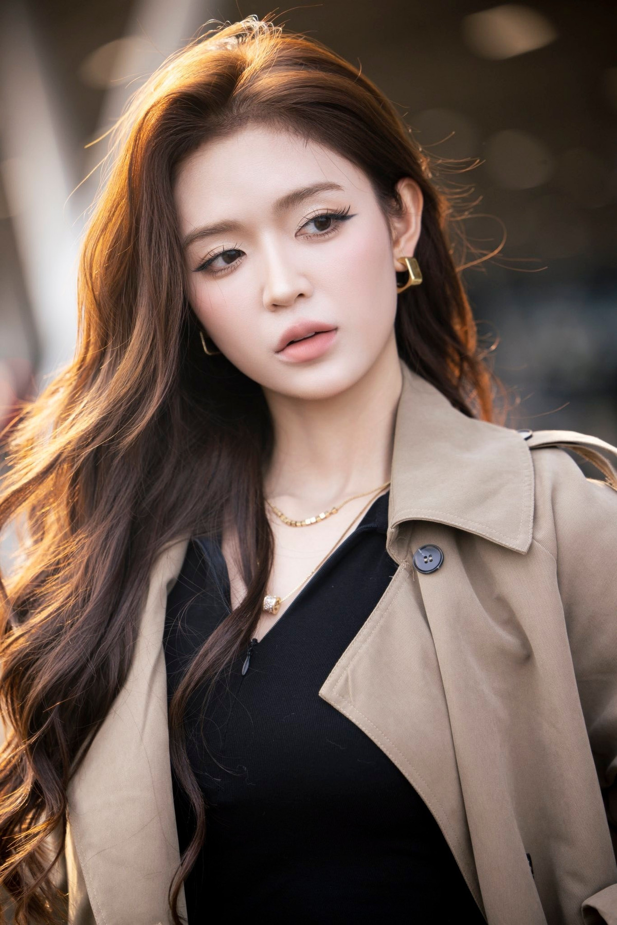 Hiện tại, bước sang đầu năm 2026, Mai Hà Hoàng Yến đang tận hưởng cuộc sống của một cô nàng tự lập, tự chủ. Cô dành thời gian cho công việc, đi du lịch và không ngừng nâng cấp bản thân. Nhan sắc của "thiên thần áo trắng" năm nào giờ đây đã đạt đến độ chín muồi - tự tin, bản lĩnh và vô cùng cuốn hút.