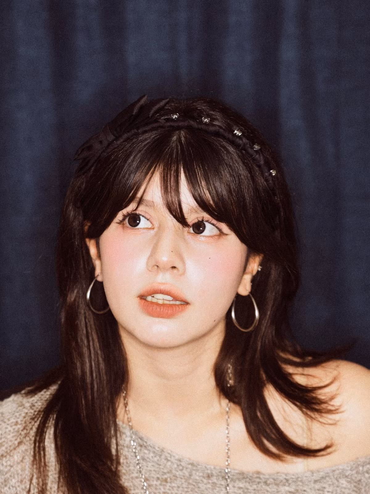 Loạt ảnh không chỉ khoe trọn visual nổi bật mà còn thể hiện thần thái biến hóa linh hoạt của cô nàng. (Ảnh: FBNV)